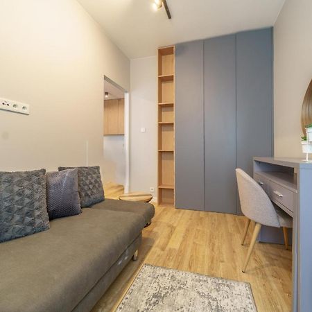 Bright And Charming- Golden Apartments- City Center&S18 Warschau Exterior foto