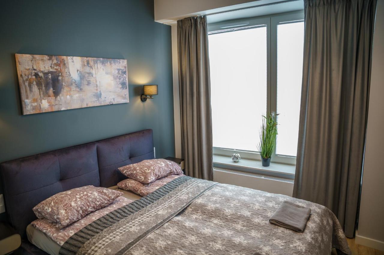 Bright And Charming- Golden Apartments- City Center&S18 Warschau Exterior foto