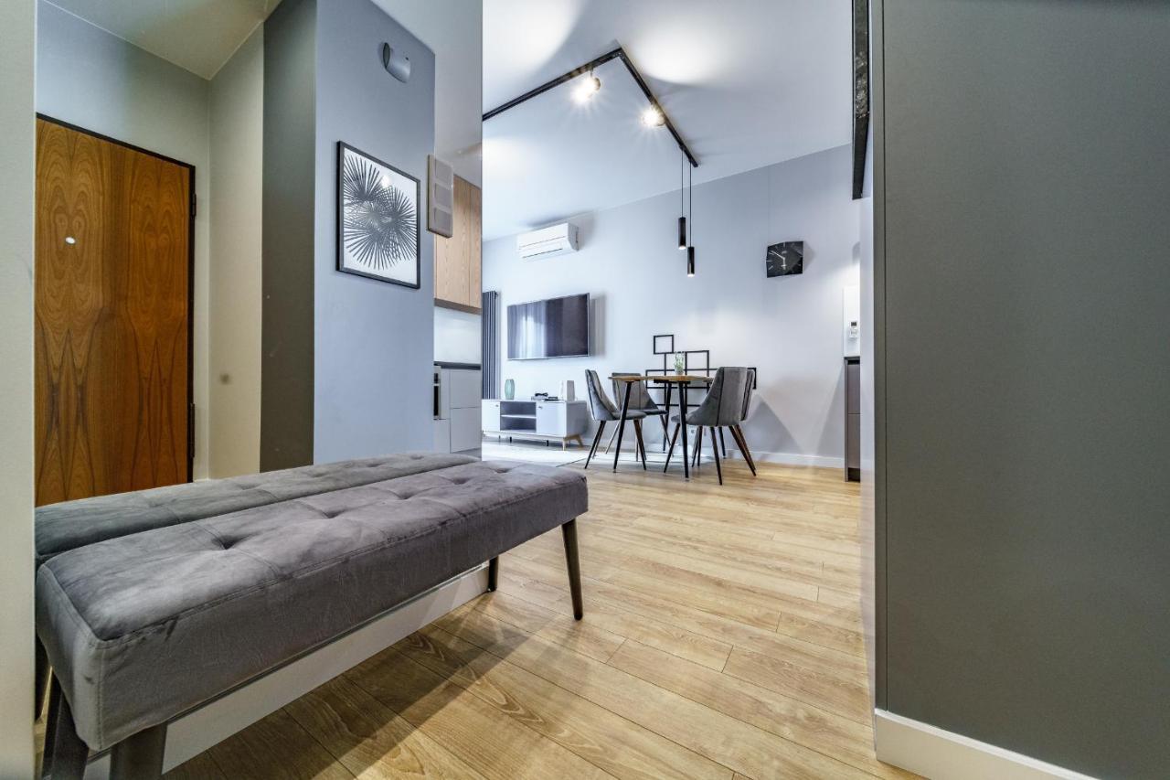 Bright And Charming- Golden Apartments- City Center&S18 Warschau Exterior foto